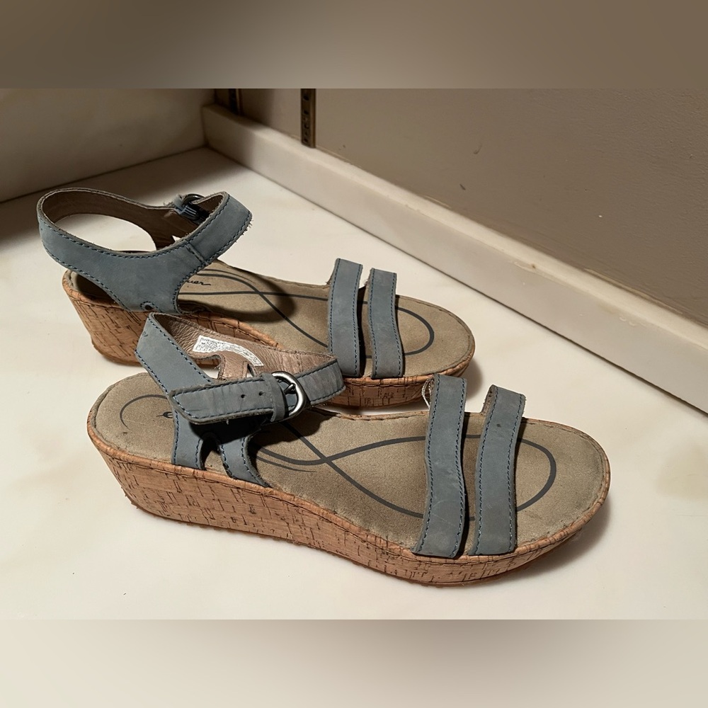 Eddie Bauer Sandals, Size 8